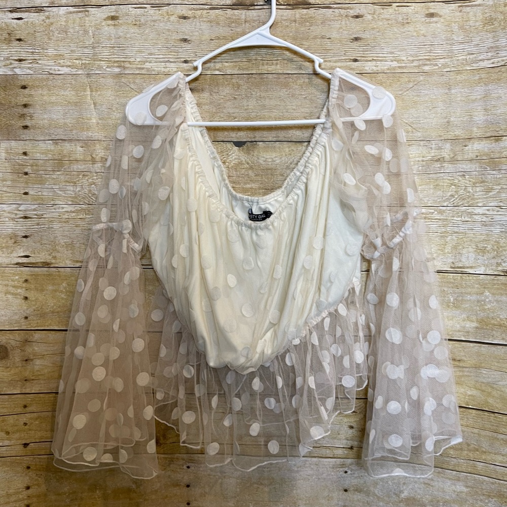 Nasty Gal polka dot top 🛍